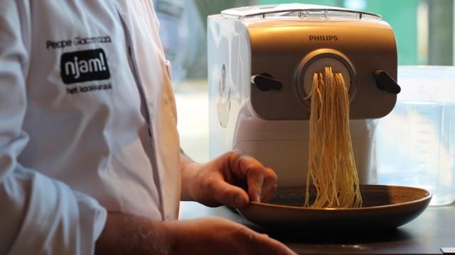 Ouderling Betrokken Coördineren Verse pasta in slechts 10 minuten met de Philips Pastamachine