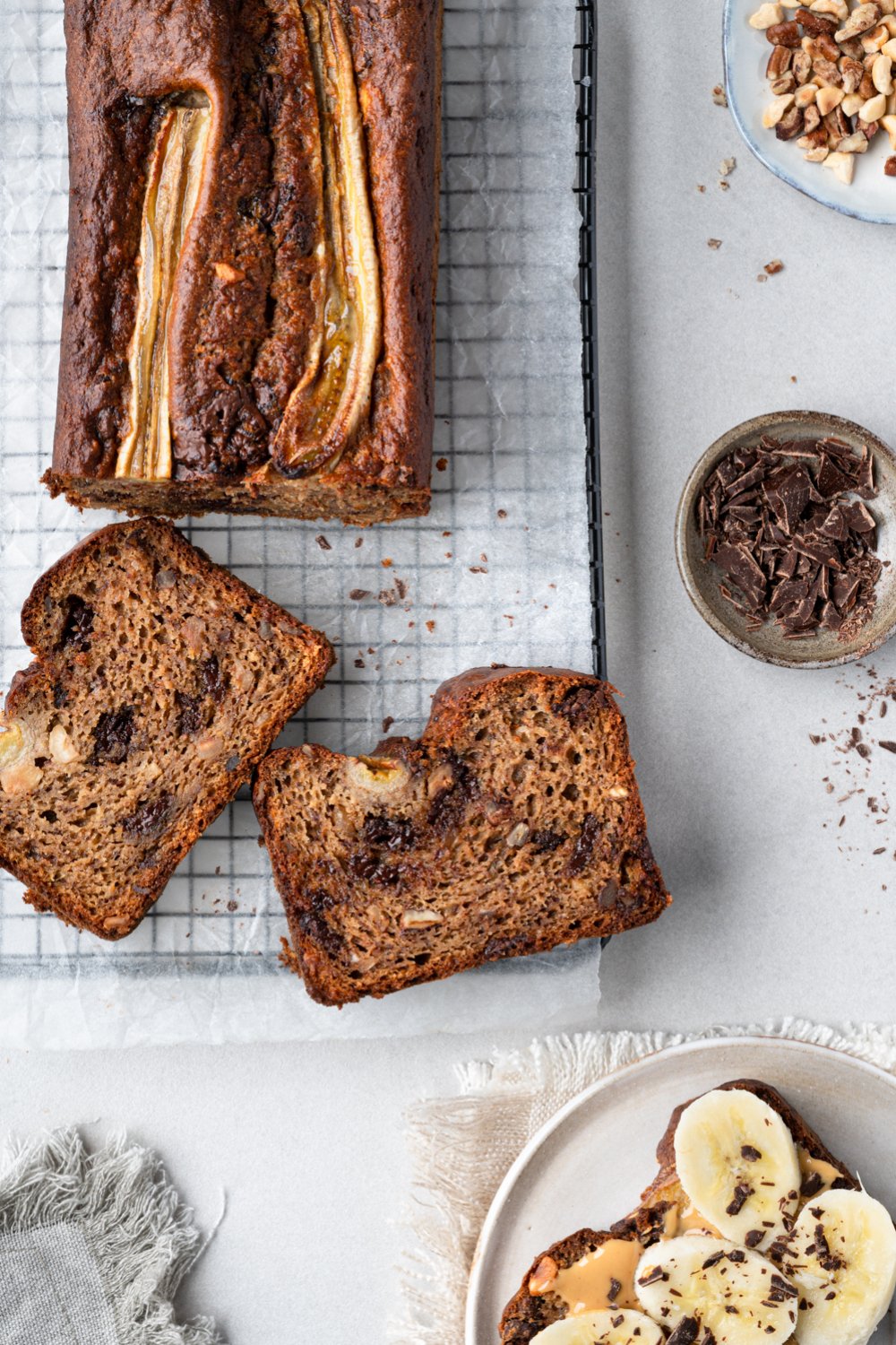 Bananenbrood met noten en chocolade