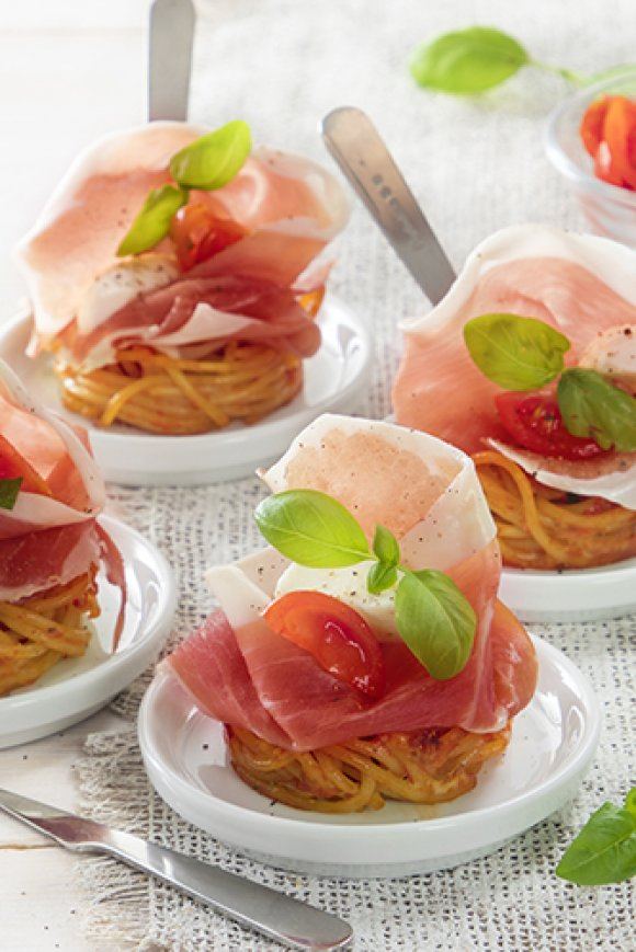 Spaghetti nestjes met Parmaham