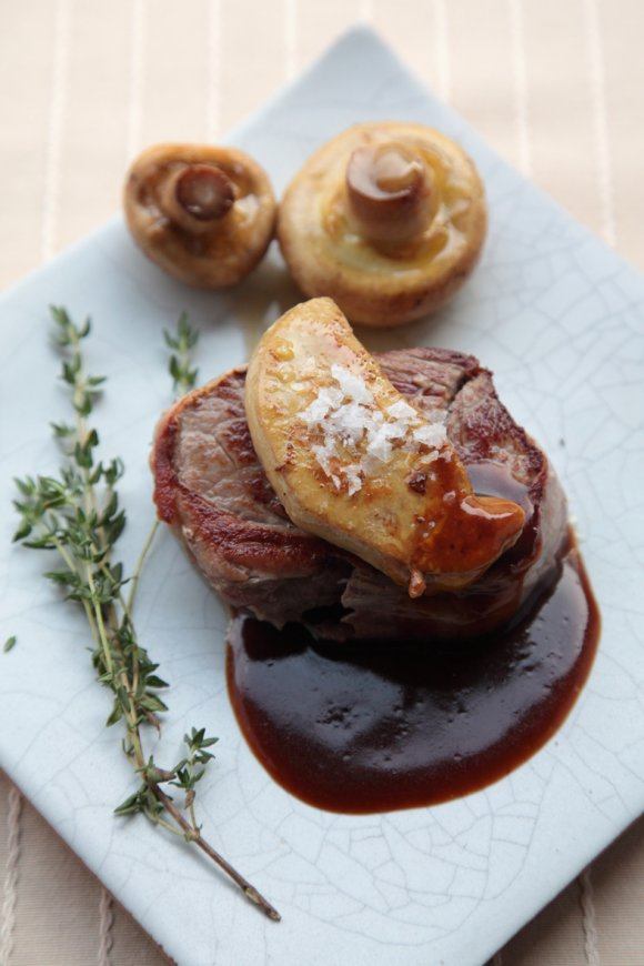 Rundtournedos met rode wijnsaus