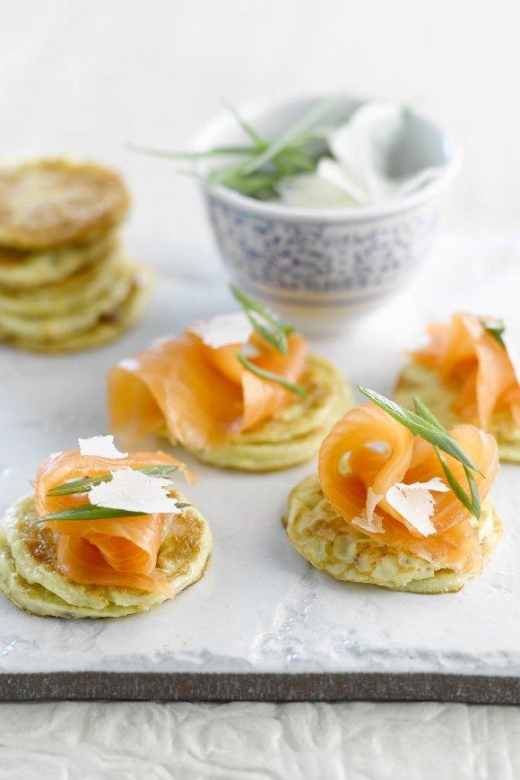 Blini's met gerookte zalm