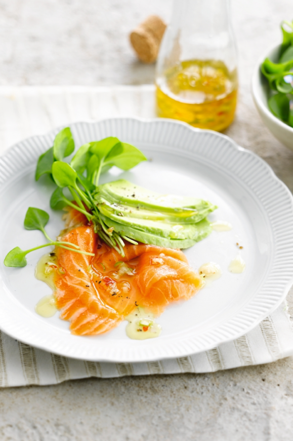 Carpaccio van zalm met een pittige dressing