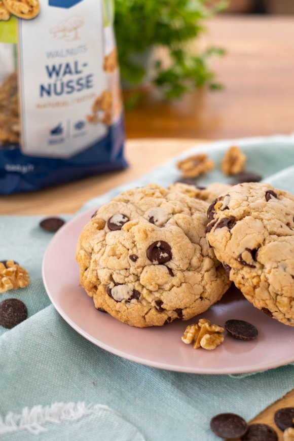 Chewy chocolate chip cookies