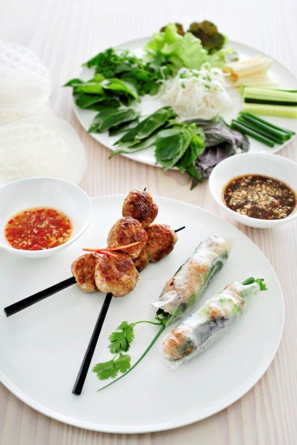 Nem Nuong (balletjes van garnalen & varkensvlees)