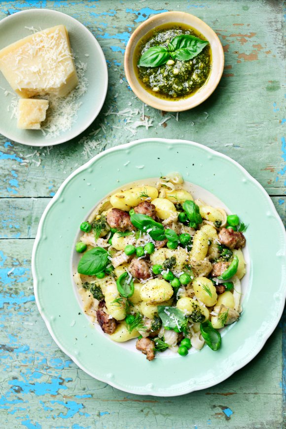 Lentegnocchi met venkelworst