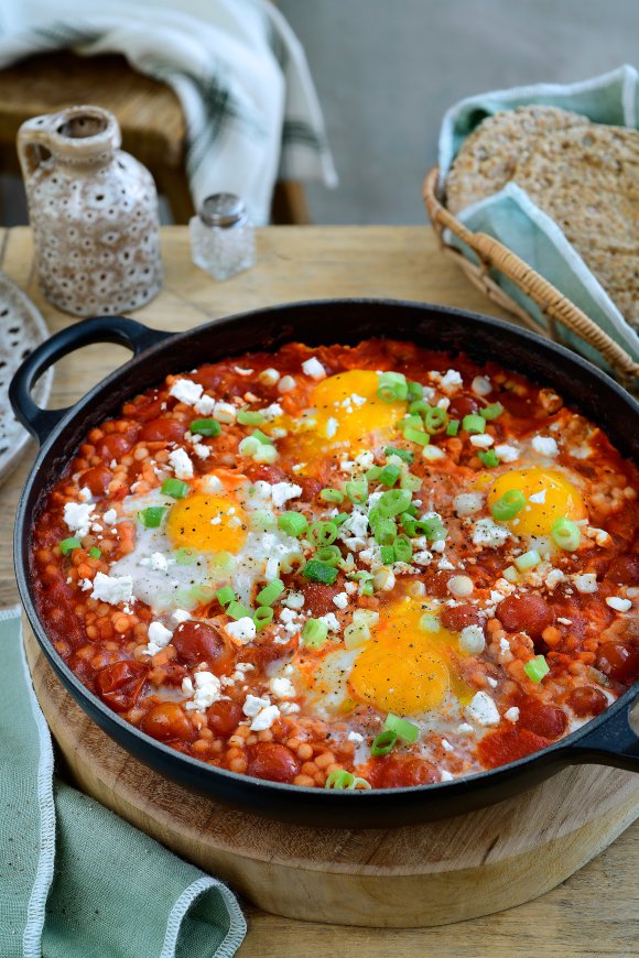 Shakshuka met parelcouscous en feta