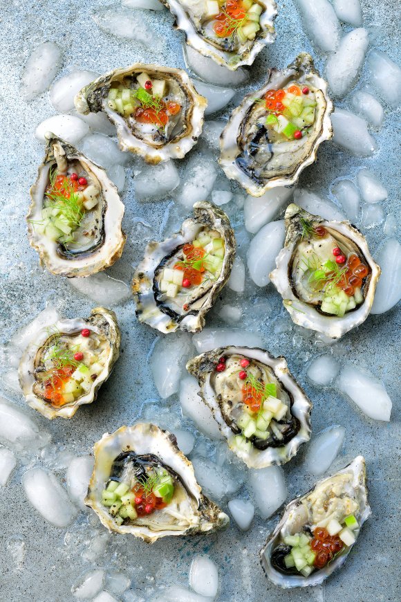 Oesters met komkommer en appel