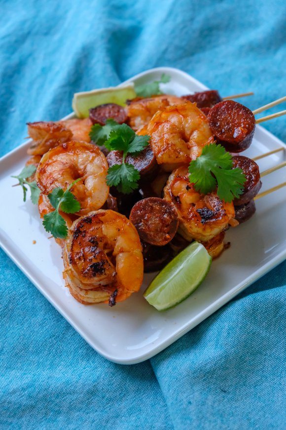 Scampi-chorizo brochettes