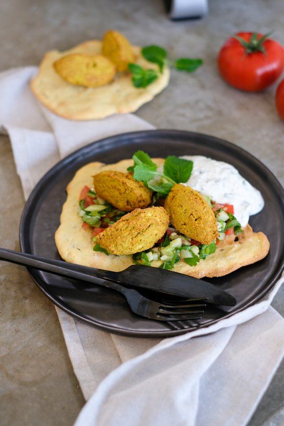 Flatbread met falafel