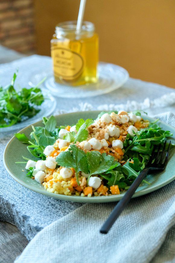 Bloemkool tabouleh met zoete aardappel en geitenkaas