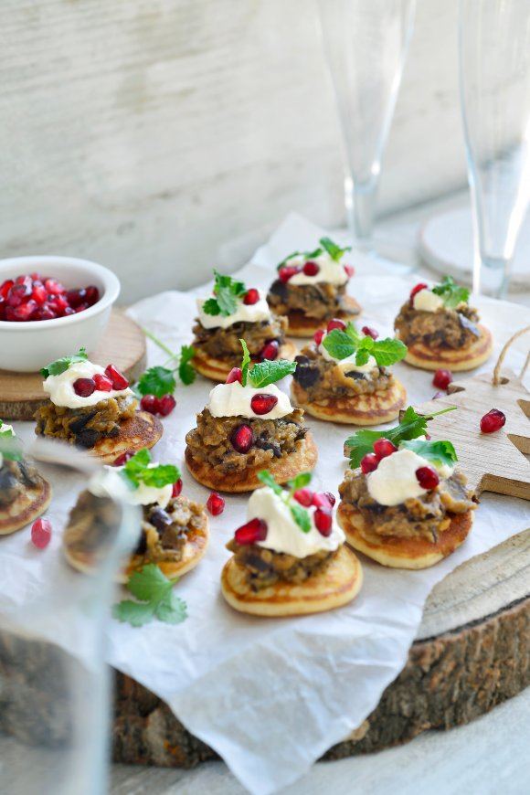 Blini's met auberginekaviaar