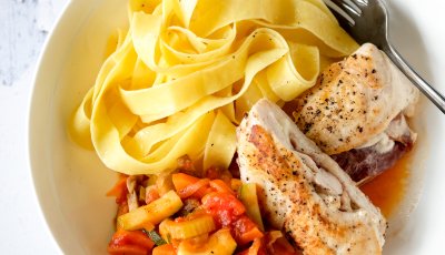 Pasta met kip, ham en mozzarella