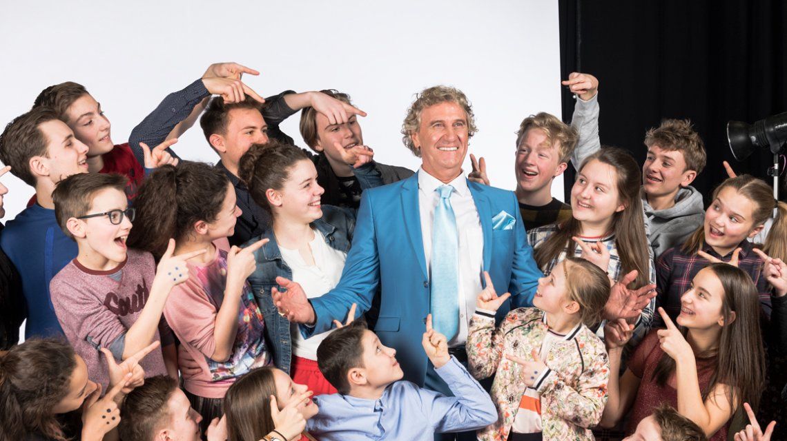 Sportlegende Jean-Marie Pfaff duikt op in nieuwe Ketnet Musical – Team U.P.!